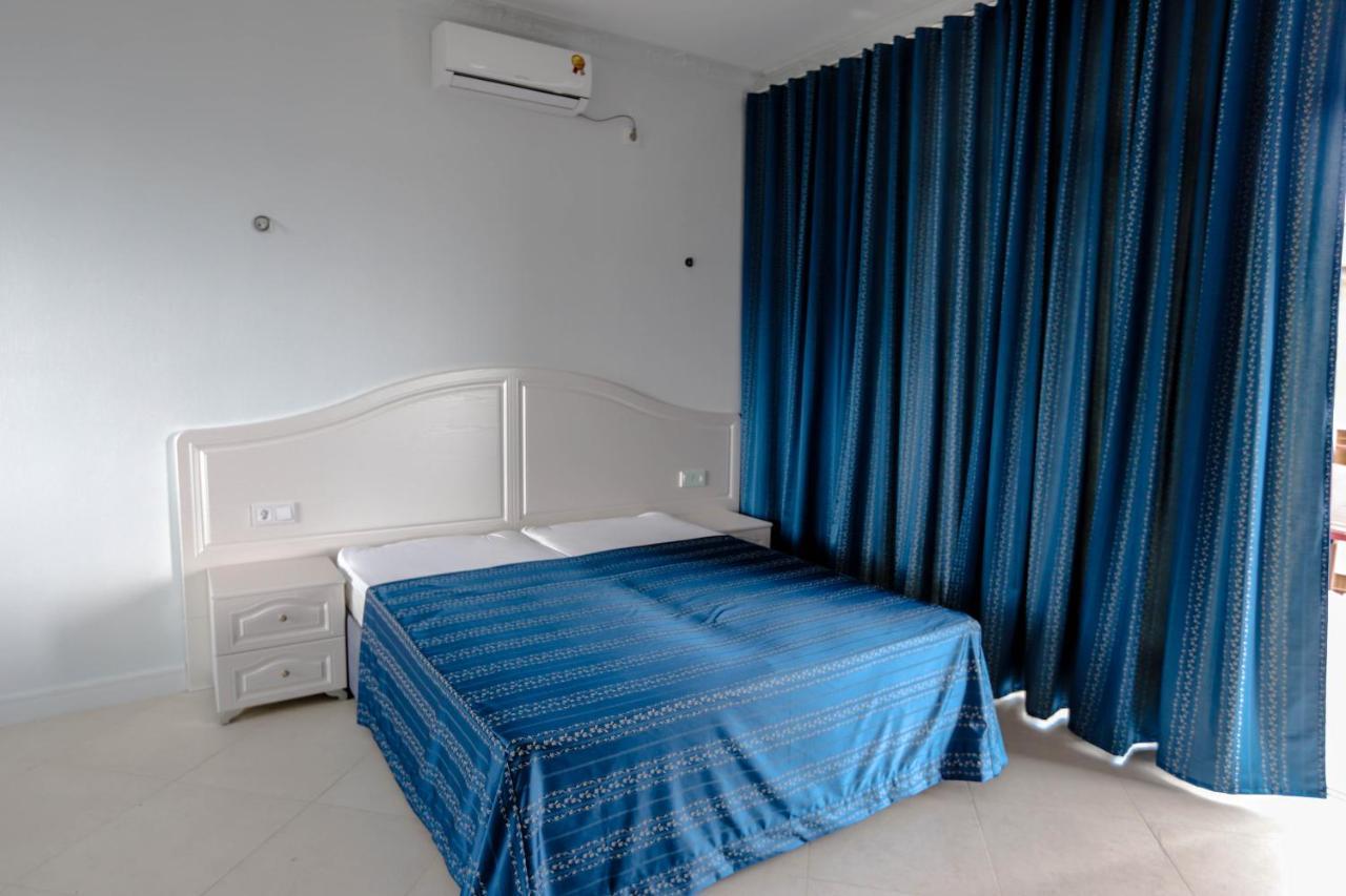 Hometel 4 Friends Γκάγκρα Εξωτερικό φωτογραφία