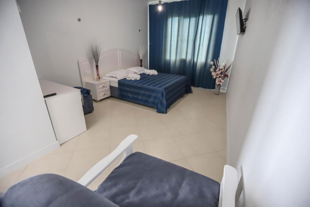 Hometel 4 Friends Γκάγκρα Εξωτερικό φωτογραφία